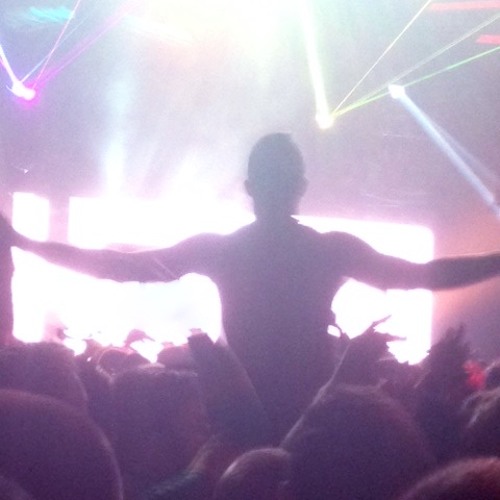 Dare You To #Selfie Home (Hardwell, Tiesto, & Twoloud vs Chainsmokers vs Stefan Dabruck)