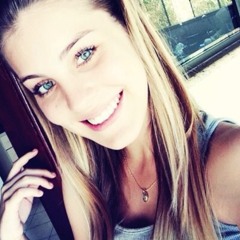 Maria Vitoria Pavelosk