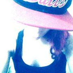 Tay LovinMine Williams