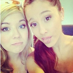 Ariana Grande       {}