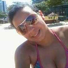 Thialla Souza