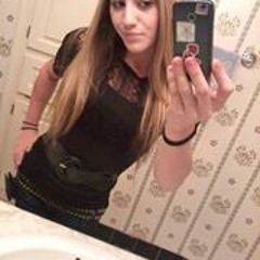 Vikkii Slimmfinee Sewell