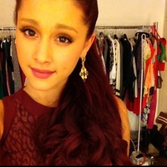 Ariana Grande     [