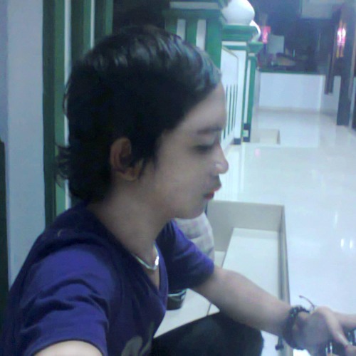 Stream Aldi 3 Listen to Snoop Lion Ashtrays and Heartbreaks ft