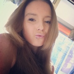 Stephanie Van de Polder