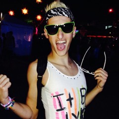 Zachattackkk