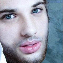 Blue eys