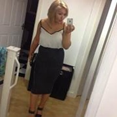 Chloe Showering Smith