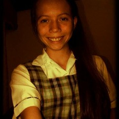 Valeria Llanos Correa