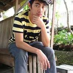 Geruine Chris Nacario