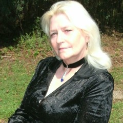 Paula Engle