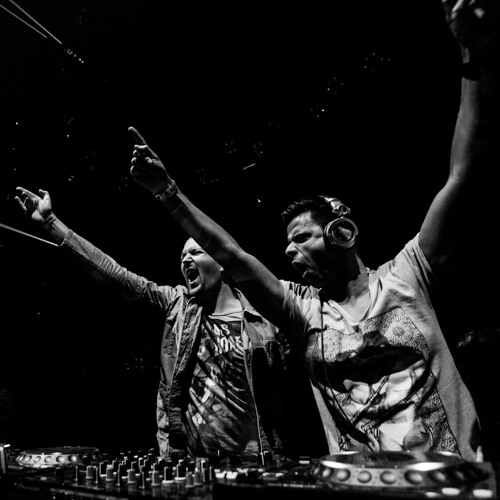 Showtek Mix