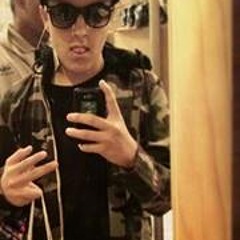 Santi Y's Livee