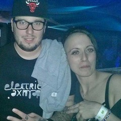 Sabrina Techaddicted