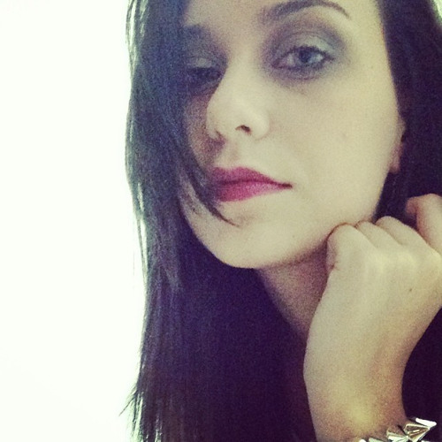 Juliana Dourado 2’s avatar