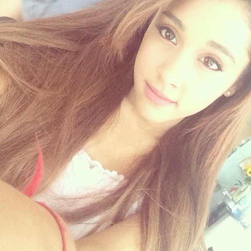 Ariana Grande        ø’s avatar
