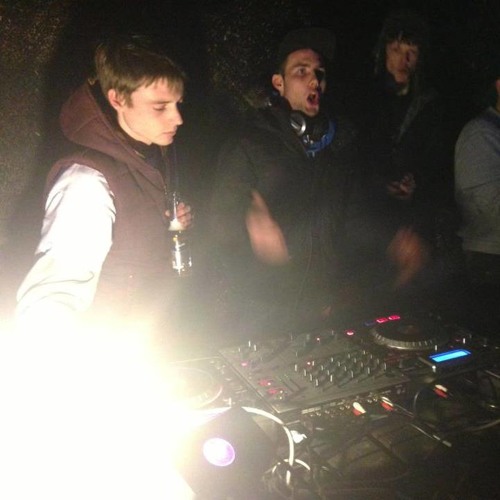 MATTH3WZ & Tripz - B2B 3 Deck Jump Up