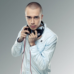Headhunterz MegaSound [FULL]