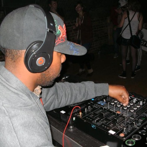 Stream Deejay Reevo music | Listen to songs, albums, playlists for free ...