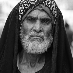 قاوم بالصدر العاري --- الشيخ إمام