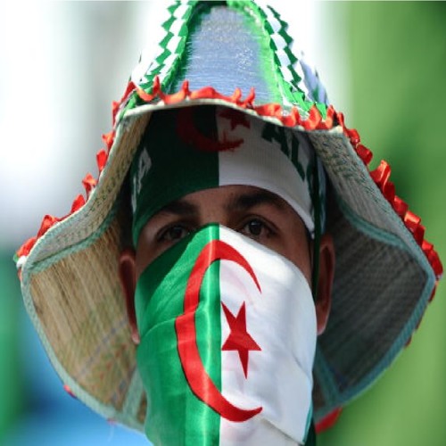 القـارئ زايــد آل عطيــه-سـورة ق تـلاوة مبكيــة