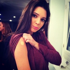 Dieciséis Y. Grácil