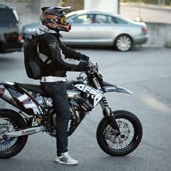 Supermoto