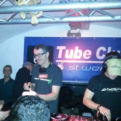 DJ Loucky (Luigi Giuliana