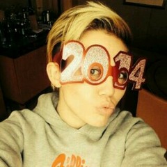 lovelymileycyrus1123