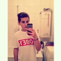 xNickSimonx