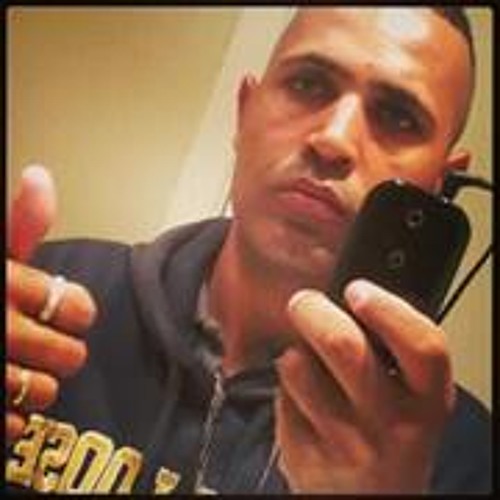 Carlos Roberto 96’s avatar
