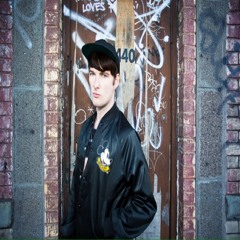 JohnnyAries