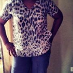 Veonica GOharder White