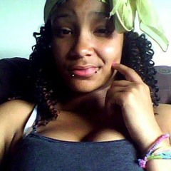 Veronika ShortyLo Marie