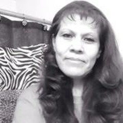 Gloria Castillo-Cota