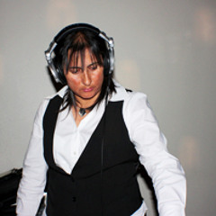 DJ Vivacious Vangie