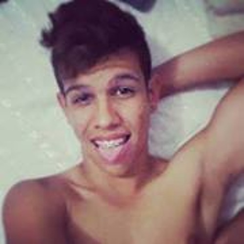 Fabio Santos 237’s avatar