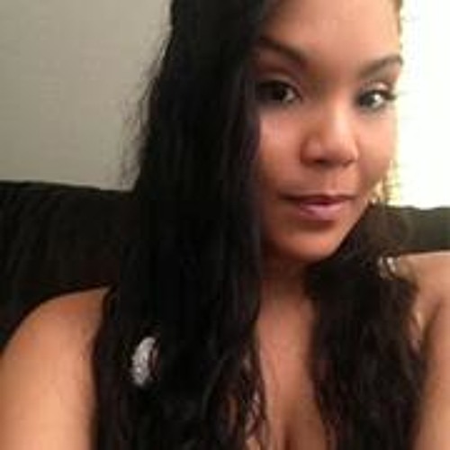 Stream Luana Figueroa 1 music Listen to songs, albums, playlists for