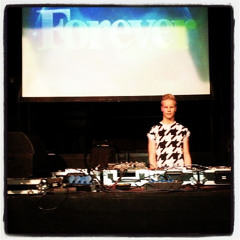 Dj_Blondi