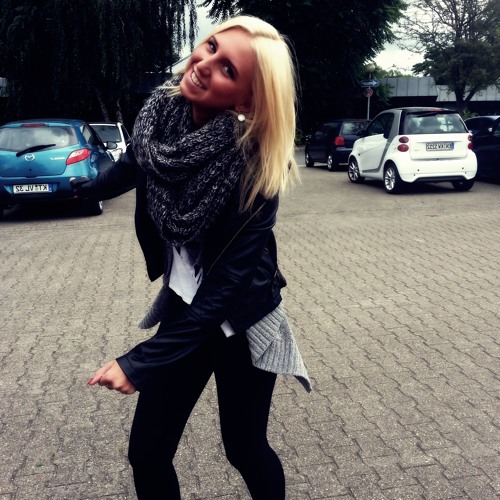 Stream Isabelle Tra music | Listen to songs, albums, playlists for free ...