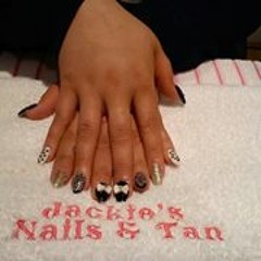 Jackie Nails Tan