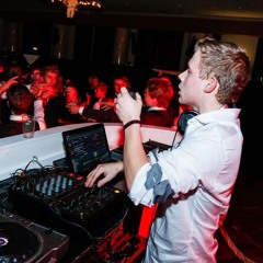 DJ Raven Star