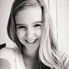 Arielle VanIderstine