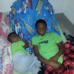 YGCENO LILB2C00L BRO'Z