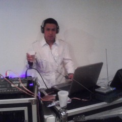 DJ: carlitos