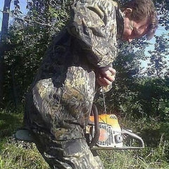 HILLBILLYWITHACHAINSAW