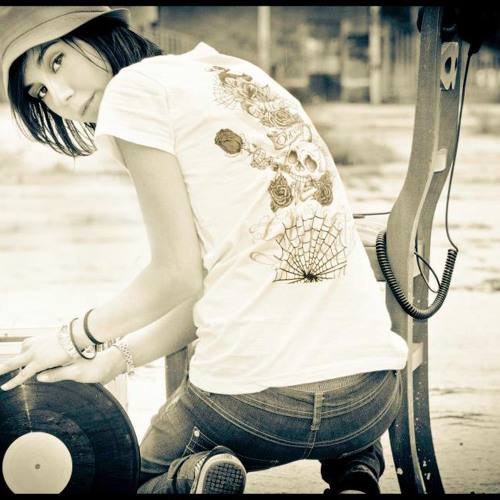 Dj Miss Criss artist photo