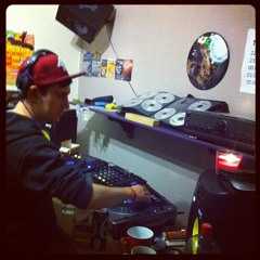 DJ Yesi