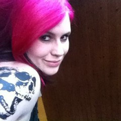 Piroska És A Farkas