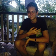 Zachary Hocking(\(••)/)